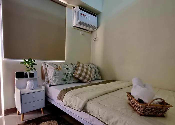Field Smdc 1br W/ Netflix * Manila